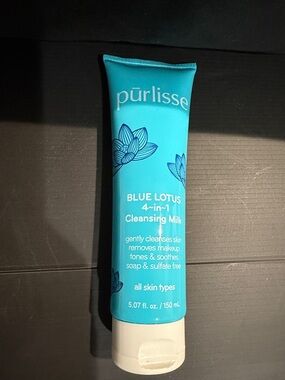 purlisse Blue Lotus Cleansing Milk - Turquoise